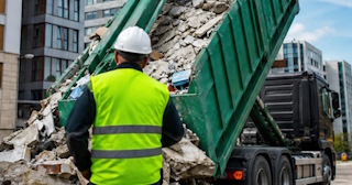 Вывоз строительного мусора в Обнинске: услуги лицензированной компании — ПроМусор
